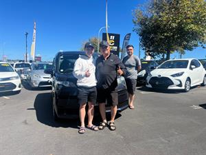 Chamz Cars Testimonial - Happy Customer 